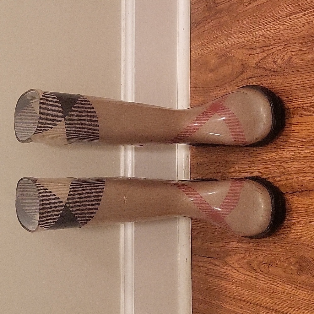 Burberry Rainboots